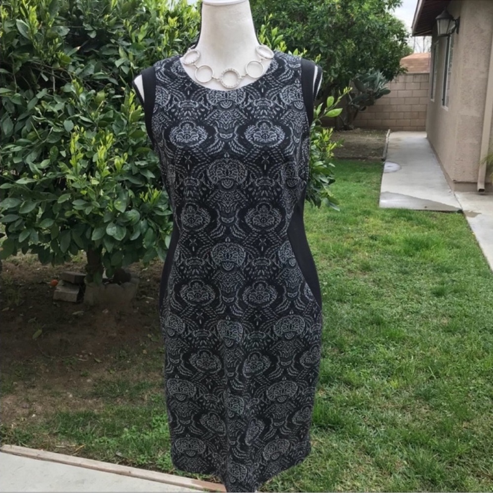 GRACE ELEMENTS BLACK BAROQUE SHEATH DRESS SIZE 8 NWT - Picture 2 of 8